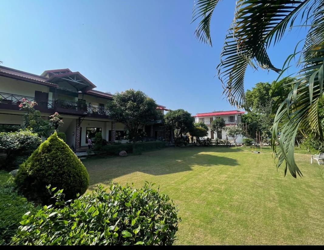 Karans Corbett Motel Rāmnagar Exterior foto
